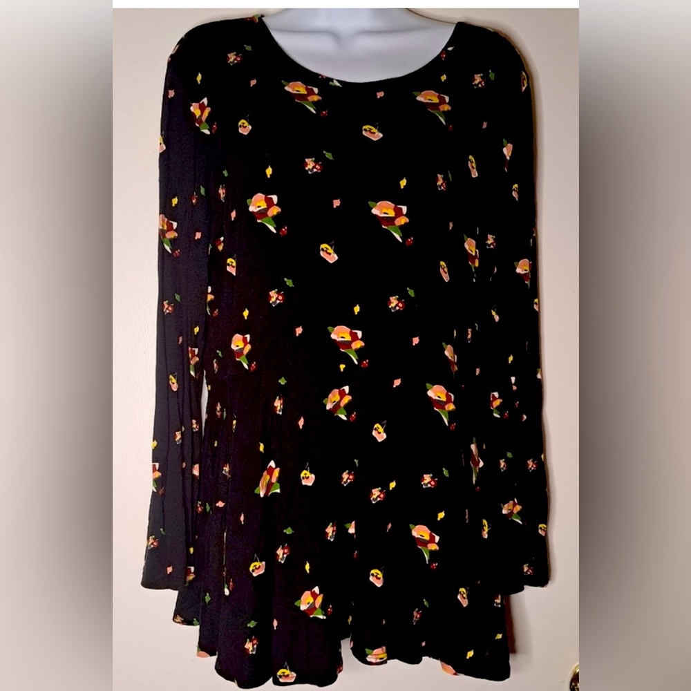 Matilda Jane PePlum tunic top black floral